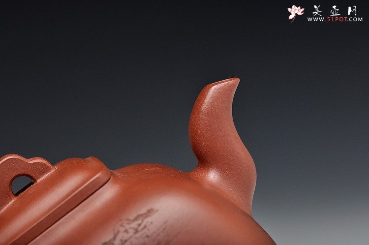 紫砂壶图片：强强联合 国工师陈宏林装饰 全手经典孤菱  - 美壶网