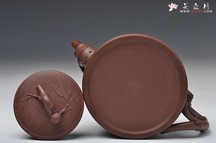 紫砂壶图片：方圆堂实力派 许嘉年 全手一段竹 - 美壶网