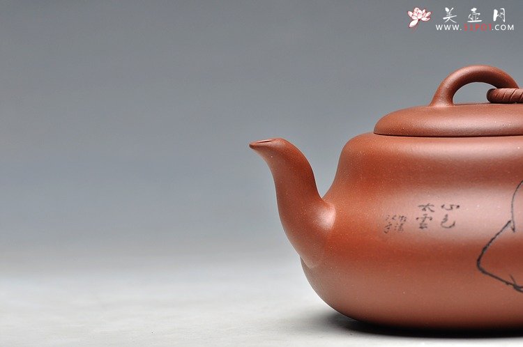 紫砂壶图片：造型简洁明快 线条流畅 极品老清水 葫芦 - 美壶网