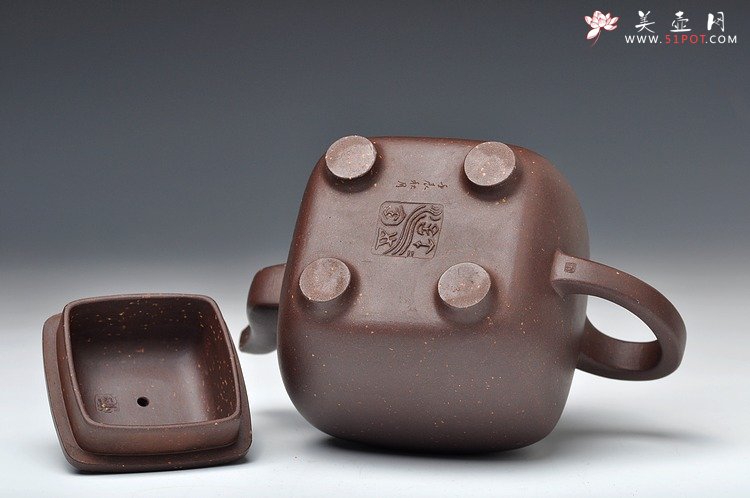 紫砂壶图片：浑厚高俊 风骨丰雅 全手镶接成型  鸣远四方 - 美壶网