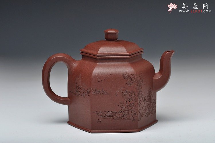 紫砂壶图片：稳如磐石 六方通景山水 何卫枫新品近作  全手乐钟 - 美壶网