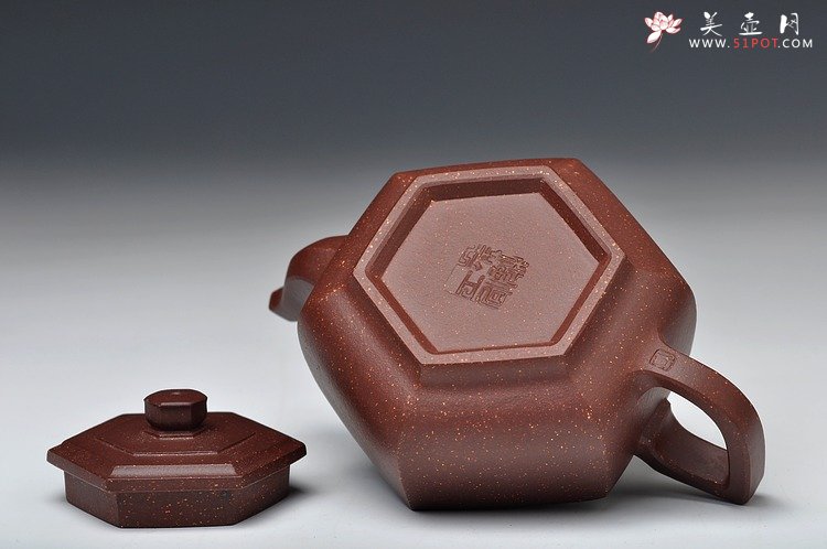 紫砂壶图片：代表作 全手中雪华 器形别致优雅 - 美壶网