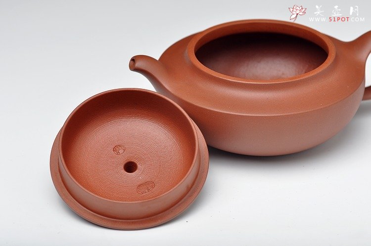 紫砂壶图片：线条优美 做工精细 全手线扁 - 美壶网