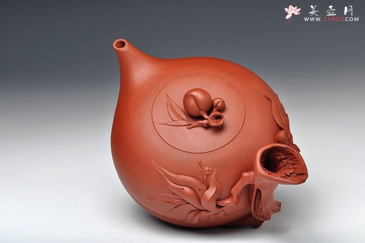 紫砂壶图片：当代宜兴名人录载入 史云棠〖圣桃壶〗920CC紫砂壶 - 美壶网