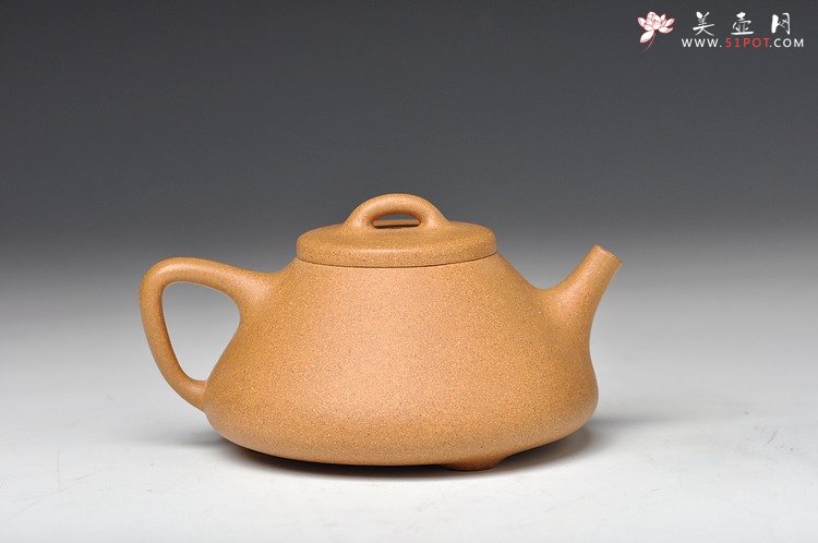 紫砂壶图片：双节特惠之五彩段泥石瓢 骨肉均挺 器形周正 - 美壶网