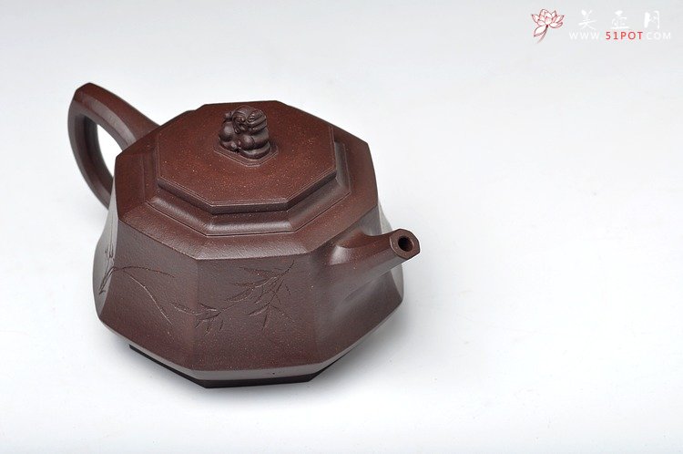紫砂壶图片：史金妹最新全手力作 大气方刚 威震八方 李昌鸿大师装饰 - 美壶网