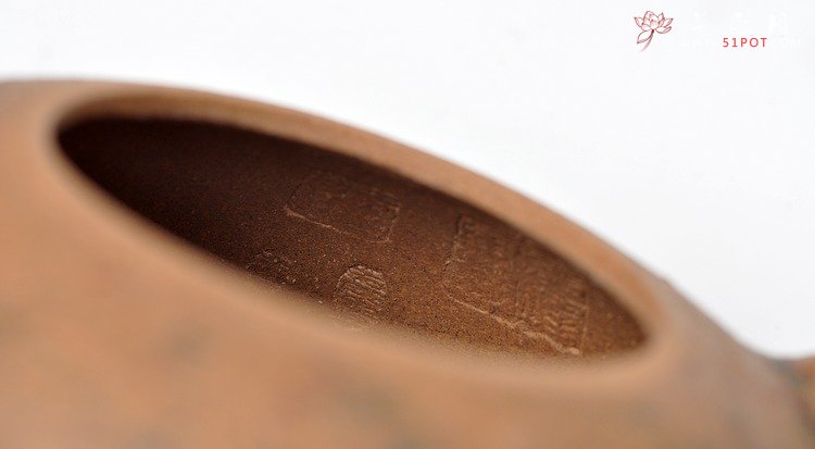 紫砂壶图片：蔡岩峰最新力作 蓄势  全手脱颖 别有一番味道 - 美壶网