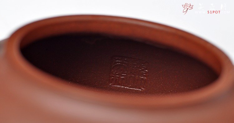 紫砂壶图片：张听刚装饰 饱满玉润 全手禅珠提梁 精美之作 - 美壶网