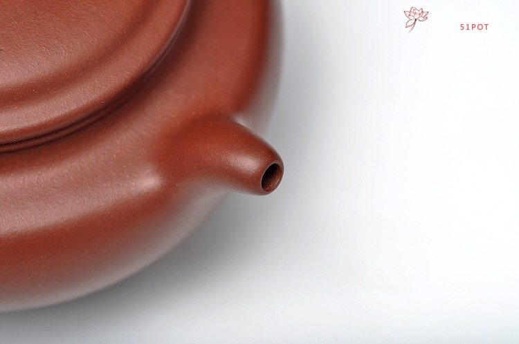 紫砂壶图片：气势挺拔 饱满流畅 精工 全手工大仿古 - 美壶网