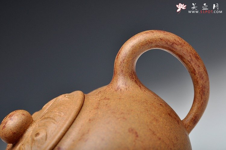 紫砂壶图片：砂美 型美  全手贡珠 蔡岩峰新作 炮管一捺底 - 美壶网