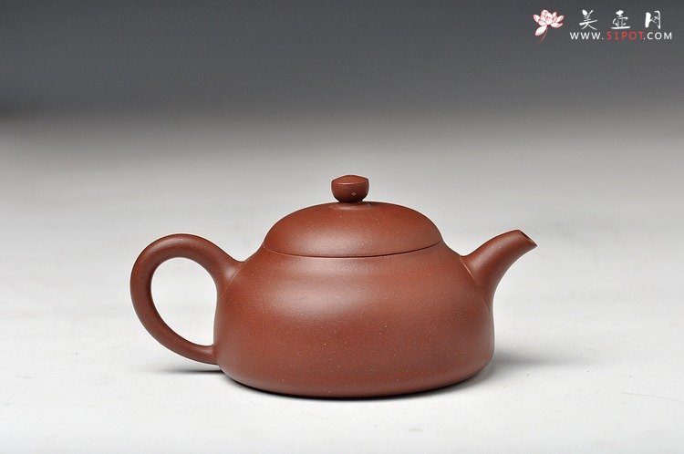 紫砂壶图片：实用耐品 全手小半月 适合绿茶 - 美壶网