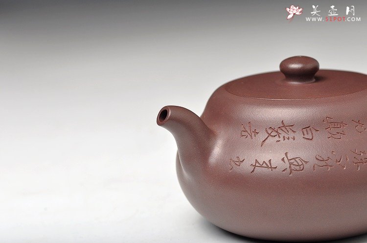 紫砂壶图片：传统刹凹 嵌盖 任备安之风 全手明泉 素器典范 双刀古味 - 美壶网