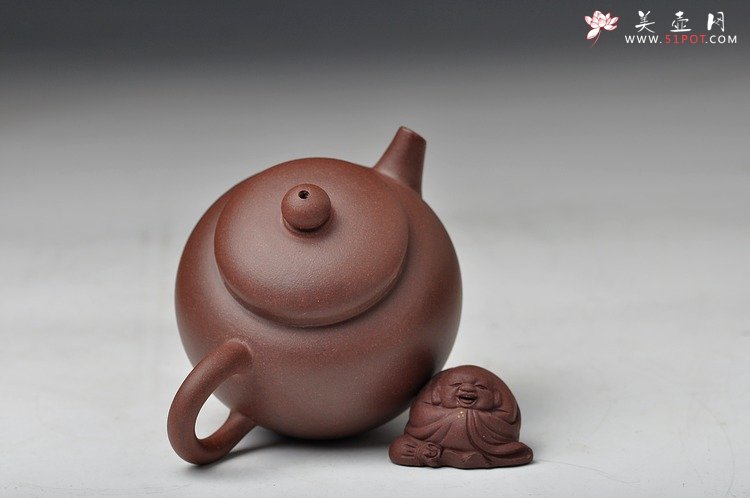 紫砂壶图片：天天特惠 美壶定制出品 民国巨轮款型 俏人小品 - 美壶网