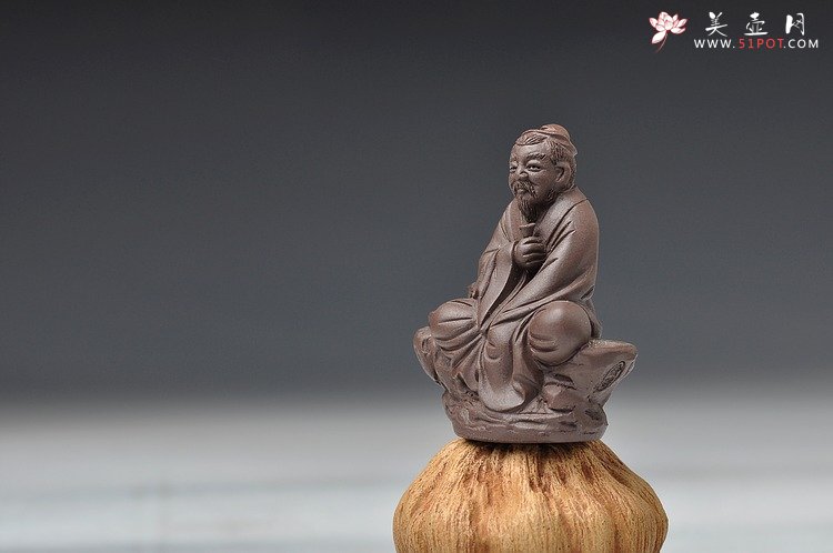 紫砂壶图片：陆羽品茶 好玩的茶宠 - 美壶网