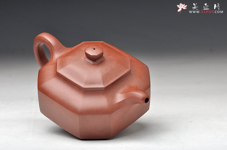 紫砂壶图片：浑厚沉稳 精工佳作  全手聚福八方  - 美壶网