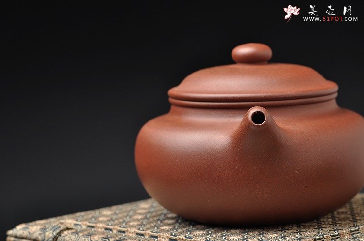紫砂壶图片： 敦厚饱满 顾派仿古 形体耐品 传统实用 - 美壶网