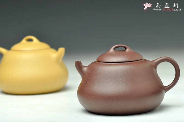 紫砂壶图片：特惠之葫芦兄弟 福禄 憨态可掬 本绿与紫泥一对 - 美壶网