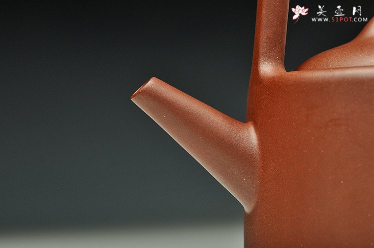 紫砂壶图片：顶级老料 挺拔俊秀 全手曼生提梁 仅此一件不接受定做 - 美壶网