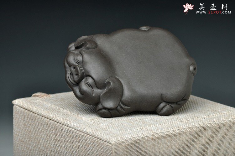 紫砂壶图片：猪猪总动员 杯托 壶托or茶宠 趣味~  - 美壶网