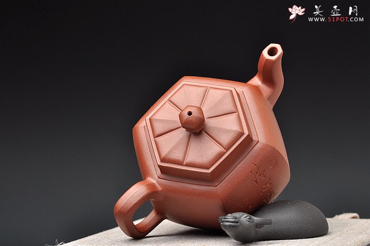 紫砂壶图片：强强联合之经典作品全手步步高登 国工师陈宏林装饰 - 美壶网