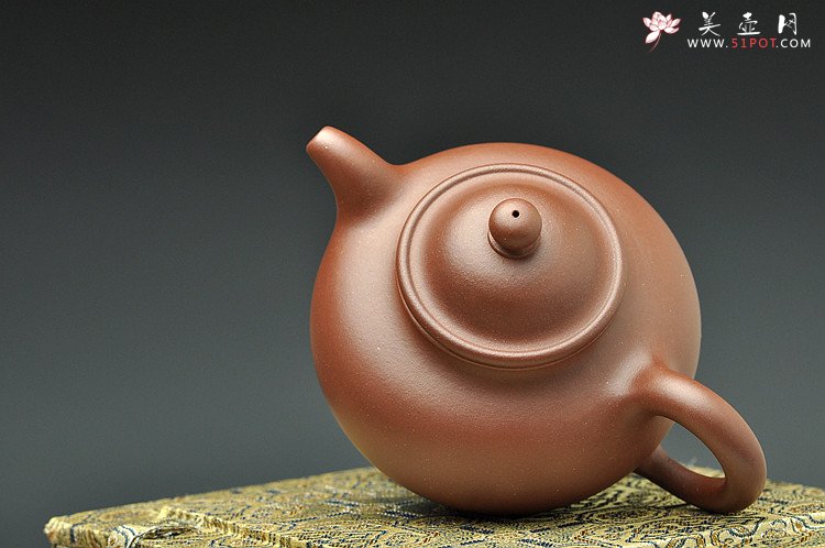 紫砂壶图片：李寒勇定样 台湾映雪山房定制亨掇 经典特拼紫泥 - 美壶网
