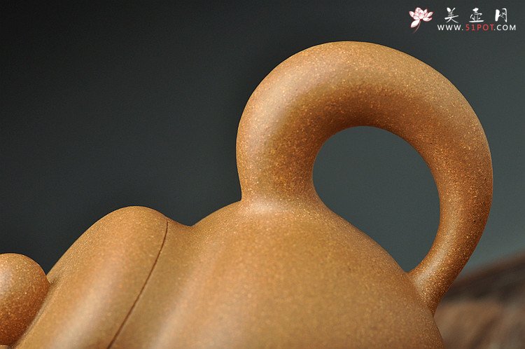 紫砂壶图片：道洪风格 雄厚可人  全手鼎珠 改良版 - 美壶网