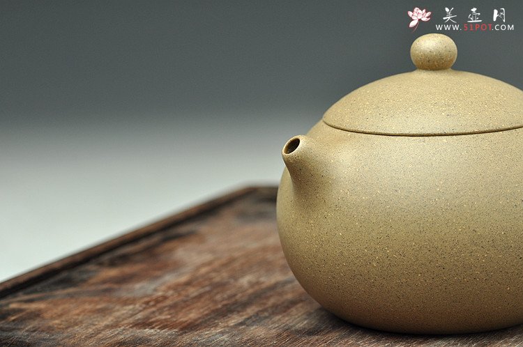 紫砂壶图片：徐亚春新作  全手段泥西施 整体周正耐品 仅此一件 - 美壶网