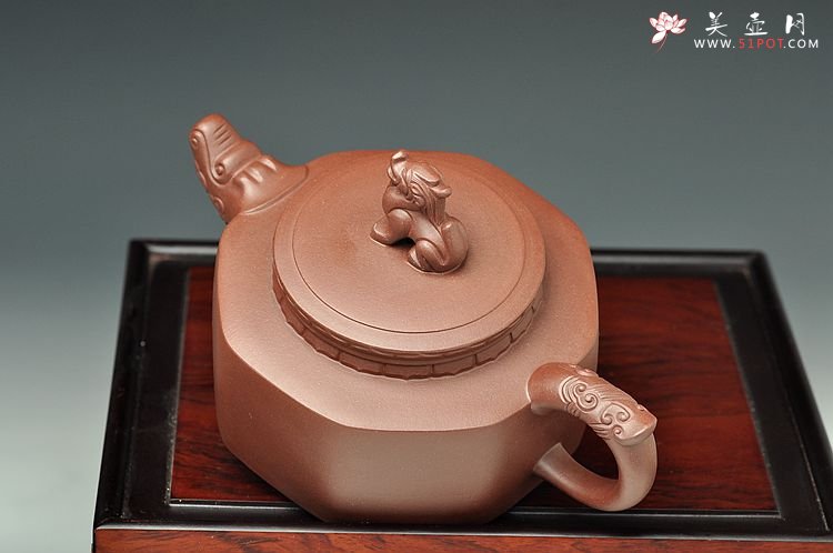 紫砂壶图片：陈进最新力作 大气厚重 全手中华情 送礼精品 - 美壶网