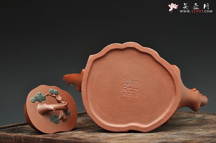 紫砂壶图片：三色演绎  全手三友祝福套壶 终极版 花货实力派 臻品之藏 - 美壶网