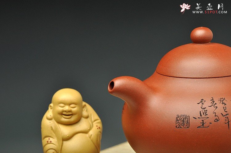 紫砂壶图片：张云熙癸巳年精品之作 大品乳鸥 厚重大气  - 美壶网