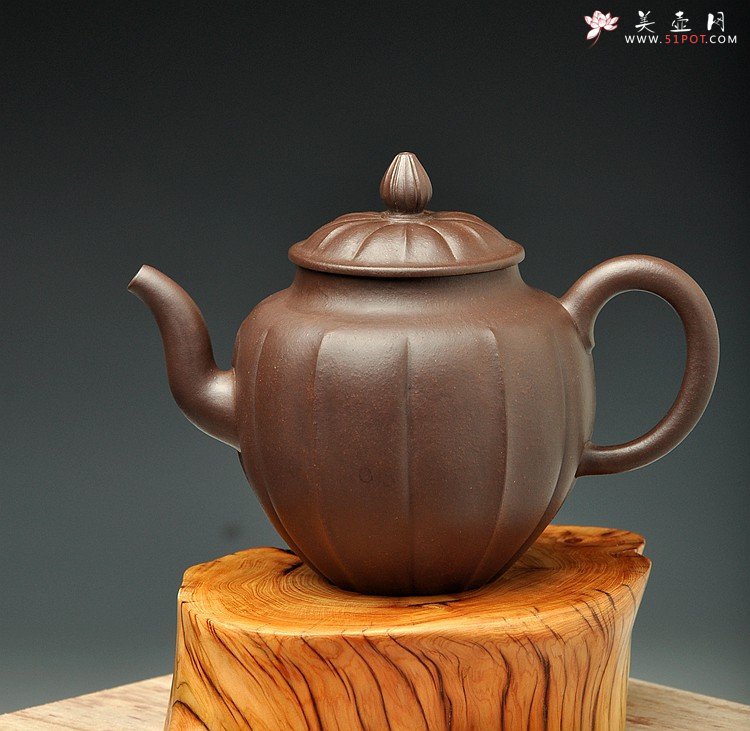 紫砂壶图片：挺拔俊秀 做工精致  全手筋囊佳器 金瓜 - 美壶网