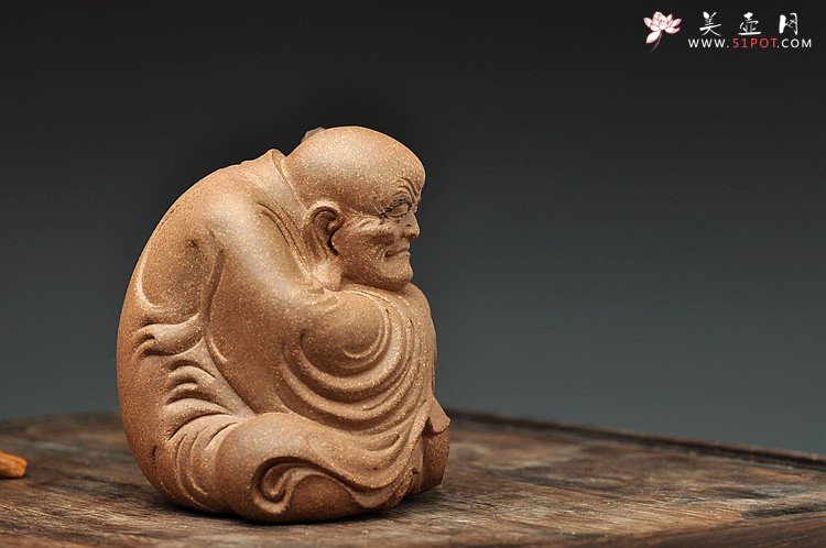 紫砂壶图片：全手雕塑 精品茶宠 龙杖罗汉 - 美壶网