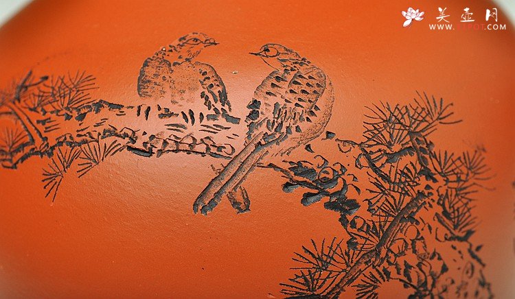 紫砂壶图片：朱牧青老师原矿小红泥花瓶一套  做工精细  刻绘生动 - 美壶网