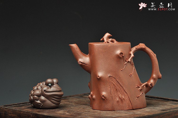 紫砂壶图片：单志萍最新力作 风韵十足 全手道洪梅桩 铁骨柔情 - 美壶网