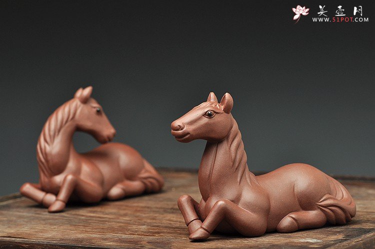 紫砂壶图片：一对马到成功o(∩_∩)o  神态不错~ - 美壶网