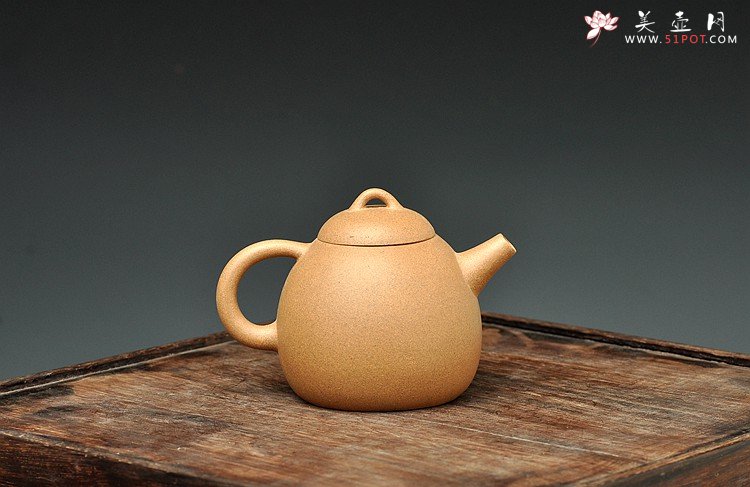 紫砂壶图片：美壶特惠 茶人最爱 实用巨轮系列之段泥小壶之四 - 美壶网