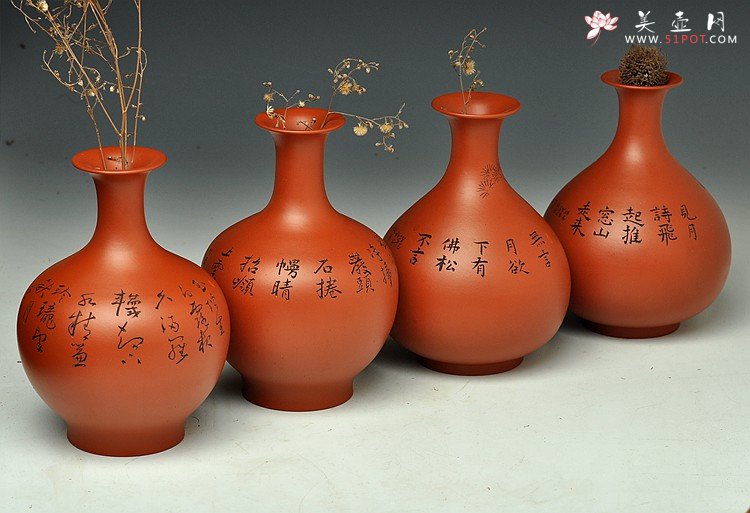 紫砂壶图片：朱牧青老师原矿小红泥花瓶一套  做工精细  刻绘生动 - 美壶网