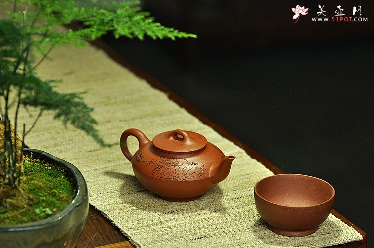 紫砂壶图片：文气佳作 线条优美 富有逸趣 值得雅藏 红泥合欢 - 美壶网