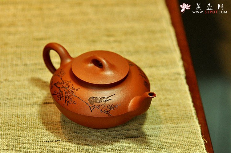 紫砂壶图片：文气佳作 线条优美 富有逸趣 值得雅藏 红泥合欢 - 美壶网
