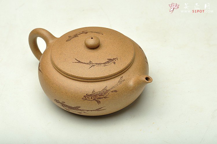 紫砂壶图片：秀丽文气 型制素雅端庄 大口实用 全手福壶 - 美壶网