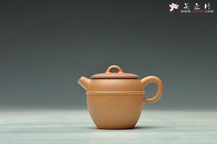 紫砂壶图片：美壶特惠 茶人最爱 实用巨轮系列之段泥小壶之二 仿清巨轮~ - 美壶网