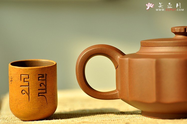 紫砂壶图片：大气磅礴 精工佳作 灼灼有力 大菱泉  - 美壶网