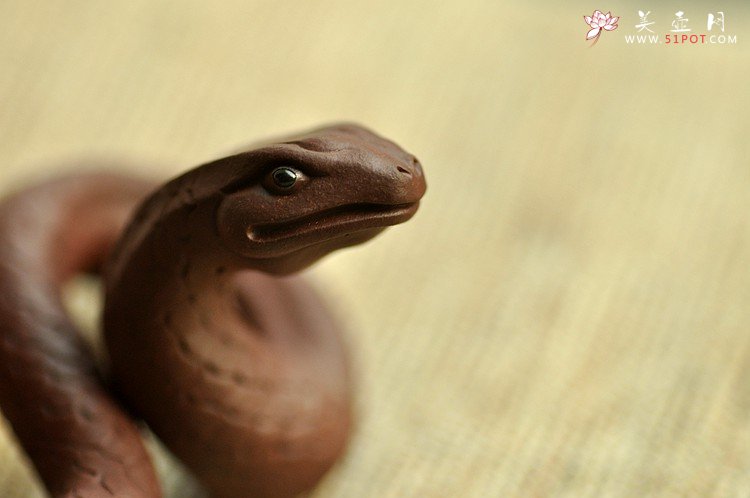 紫砂壶图片：精品拉毛版十二生肖 栩栩如生 做工精细 - 美壶网