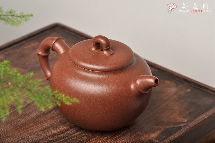 紫砂壶图片：花货实力派潘丹初 沉静秀丽 全手作品 玉竹 飘逸雅致 - 美壶网