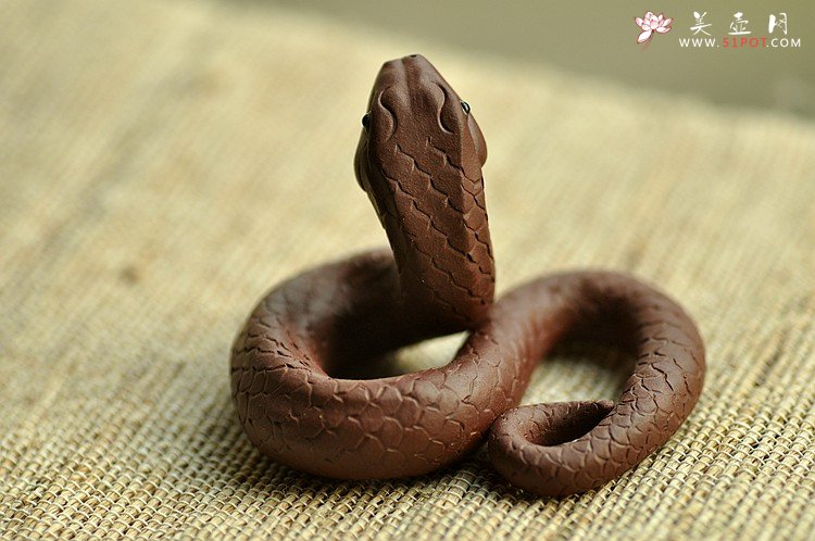 紫砂壶图片：精品拉毛版十二生肖 栩栩如生 做工精细 - 美壶网