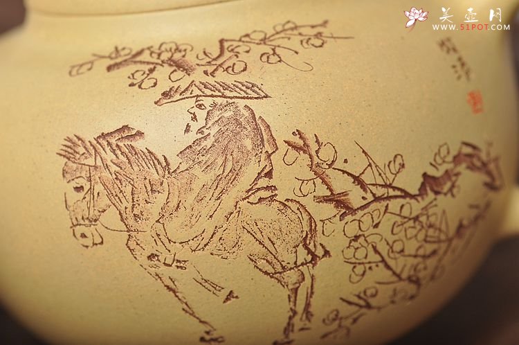 紫砂壶图片：此壶小巧文气 圆润饱满 实用有趣 本山绿圆珠 - 美壶网