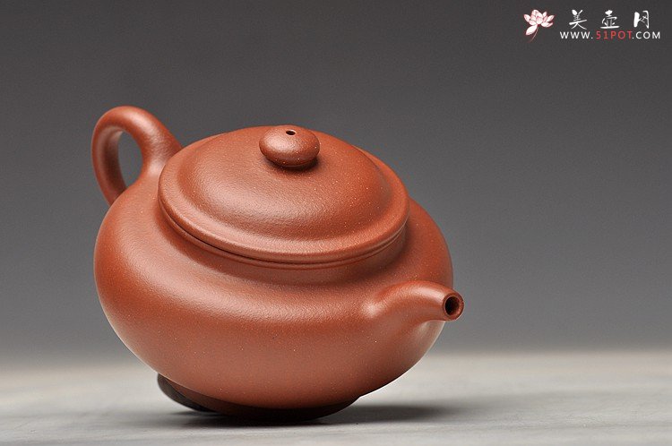 紫砂壶图片：徐家风格 舒展温润 扁而不僵  全手扁掇只 优质红清水 - 美壶网