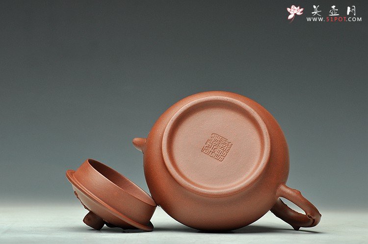 紫砂壶图片：传统实用 寓意吉祥 松梅常青之潘韵 - 美壶网