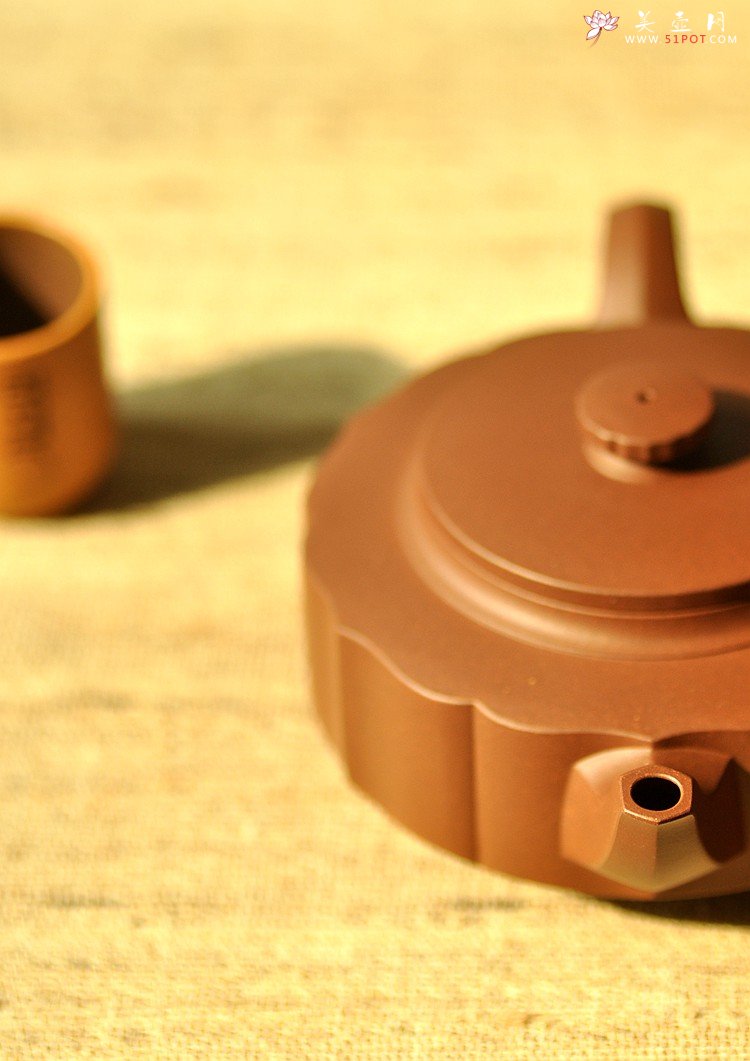 紫砂壶图片：大气磅礴 精工佳作 灼灼有力 大菱泉  - 美壶网