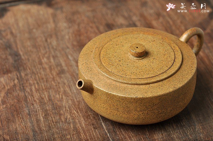 紫砂壶图片：瞿斌原创作品 玉成遗韵 柴窑烧 全手怀璧 古朴拙雅 - 美壶网